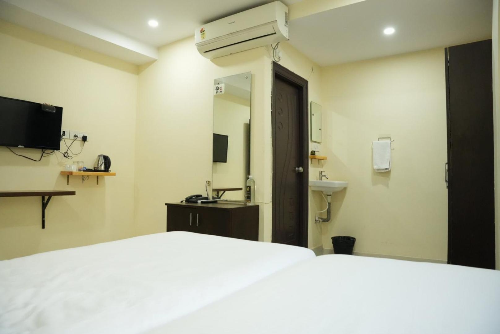 Da Lara Suites Kondapur  외부 사진