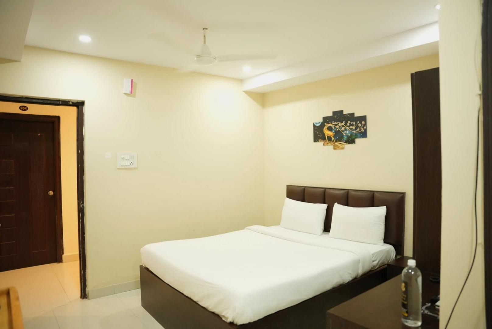 Da Lara Suites Kondapur  외부 사진